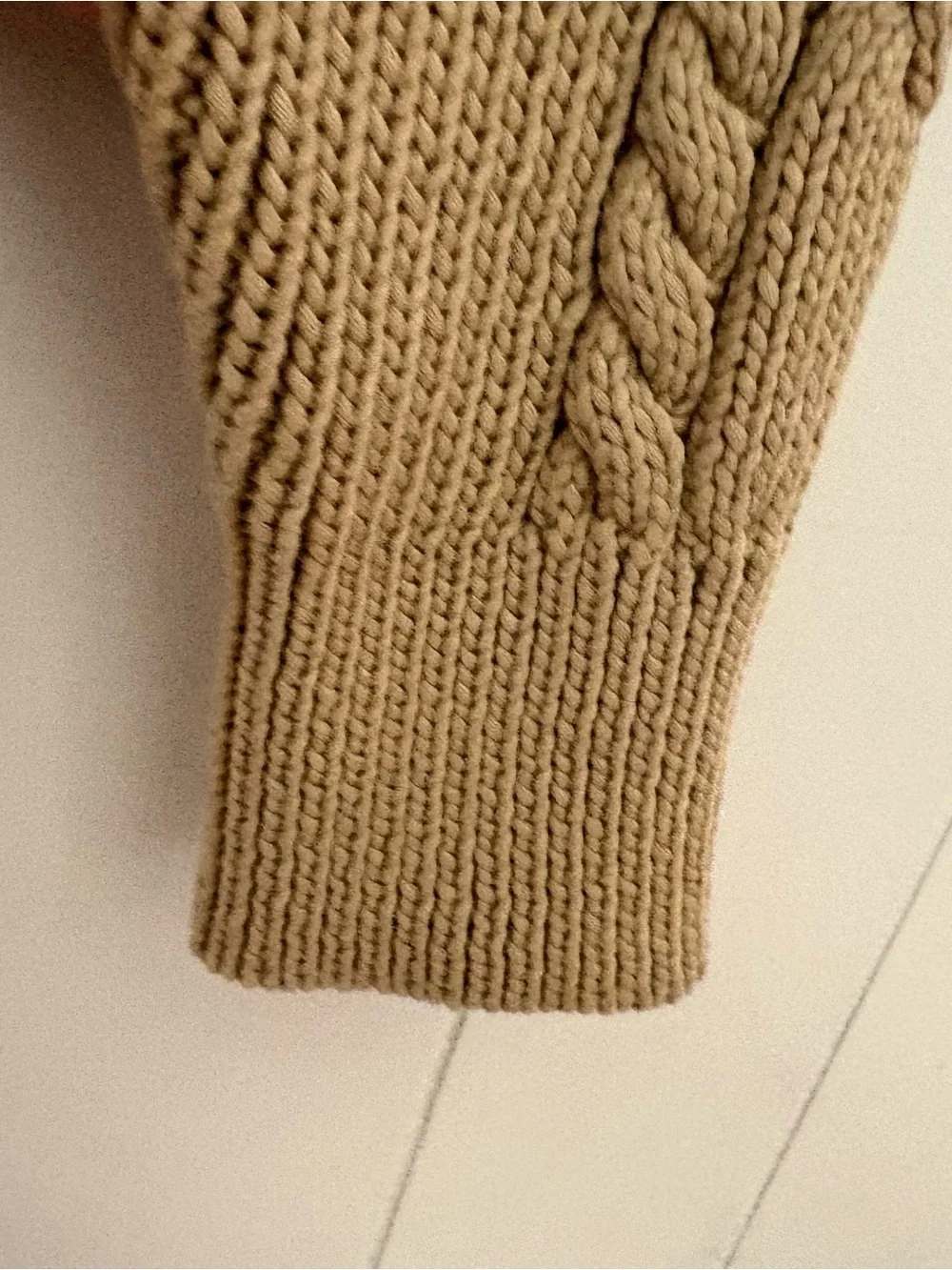 NWT J.Crew Cable Knit Sweater XS Beige Tan Cropped V Neck Cottagecore Pullover